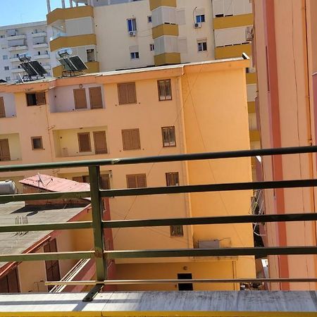 Charming Apartment Lushnje Екстер'єр фото
